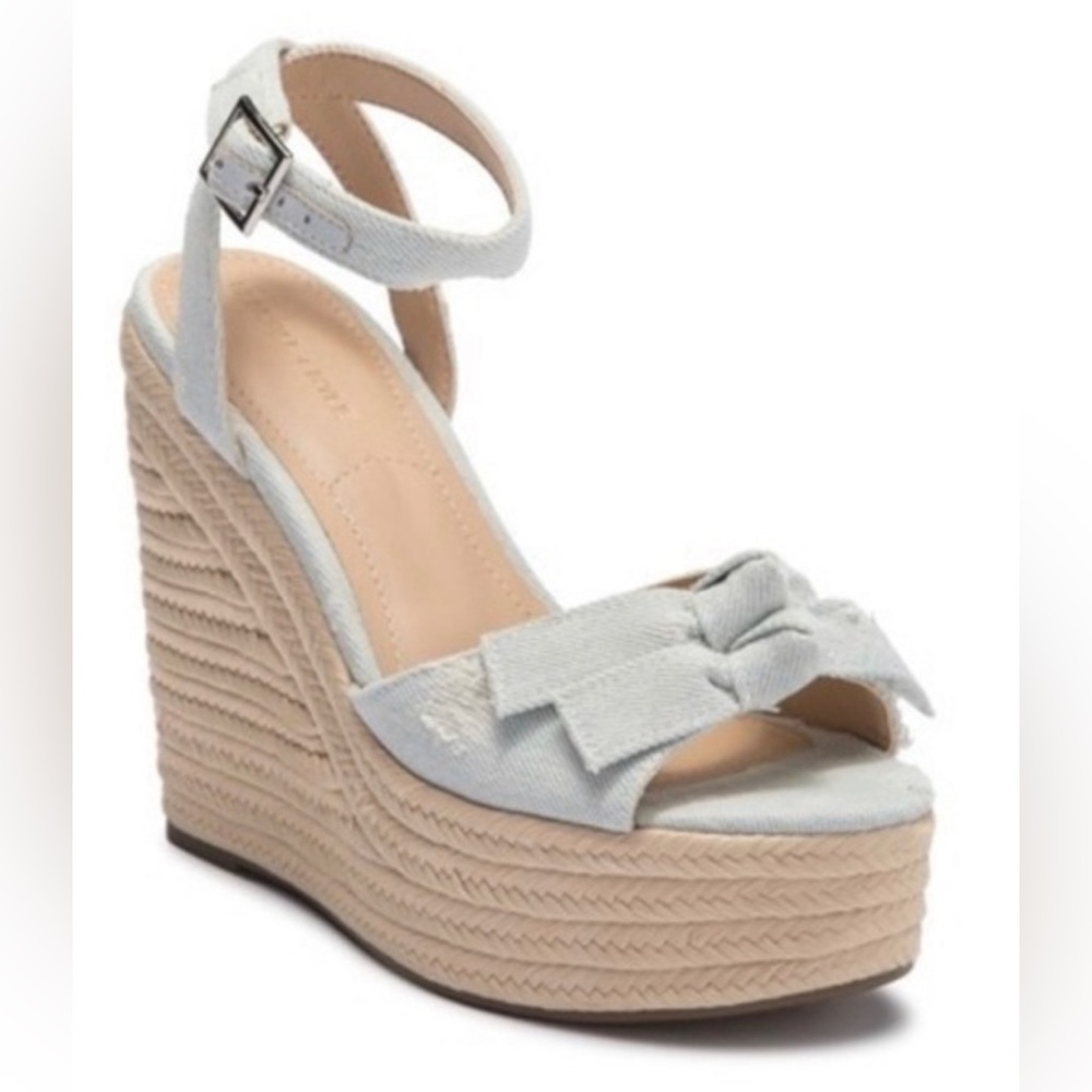 KENDALL & KYLIE LIGHT BLUE WEDGES! 9- NWTIB